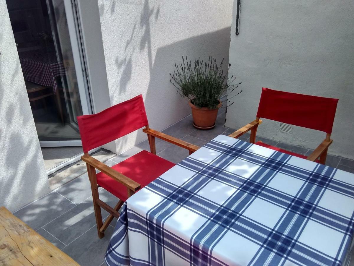 Apartament Apartman Nora Hvar Town Zewnętrze zdjęcie