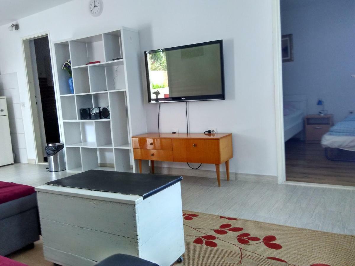 Apartament Apartman Nora Hvar Town Zewnętrze zdjęcie